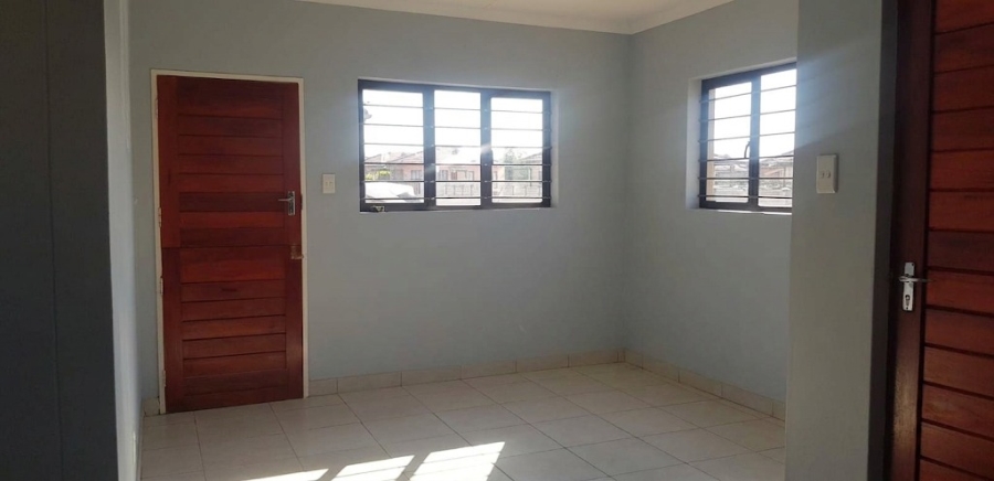 To Let 3 Bedroom Property for Rent in Waterval East North West
